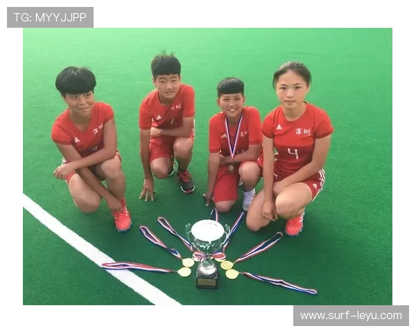 西瓜与足球球星的完美结合：他们背后的健康秘密与运动激情