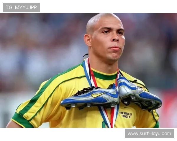 足球球星年轻时颜值大曝光，盘点昔日英俊少年时期的足球偶像